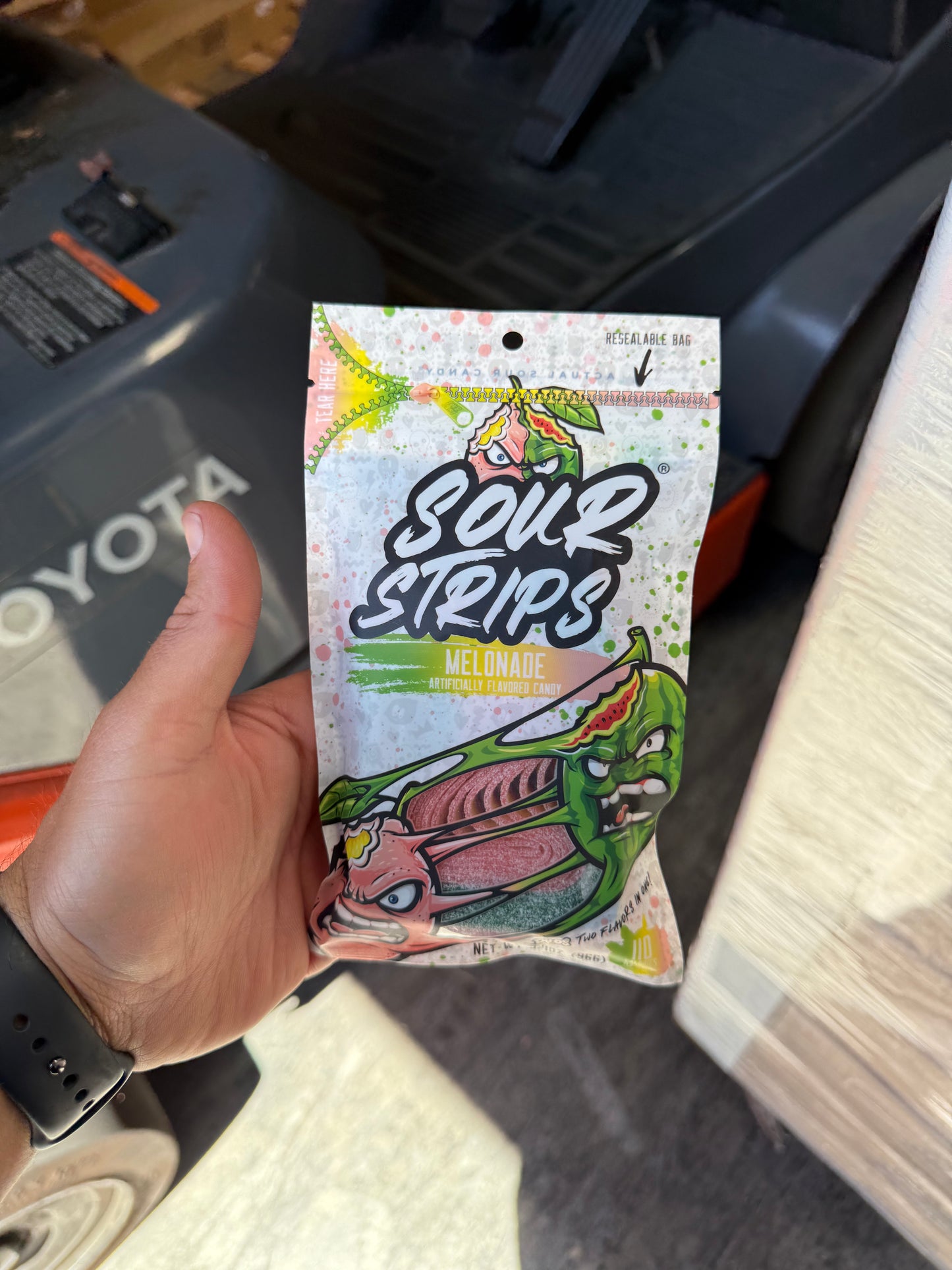 SOUR STRIPS Melonade